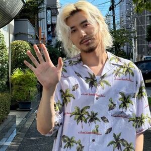 ★100% Authentic!! New Fujii Kaze Palm Tree Shirt Size S ( Japan Limited! )★